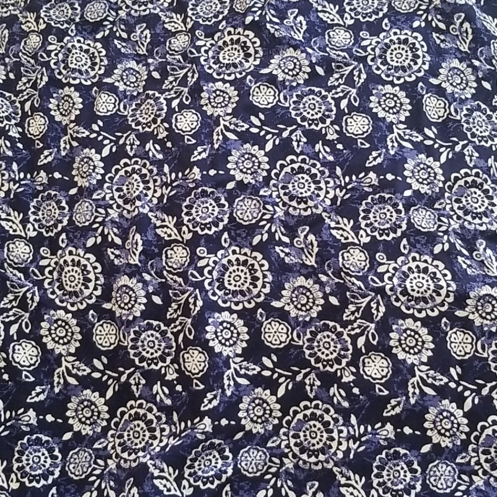 Blue Patterned Blouse - Picture 2 of 4